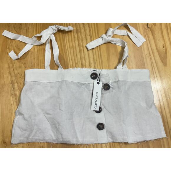 Olivaceous NWT White Button Front Raw Hem Sleeveless Crop Top Size Small - Picture 1 of 3